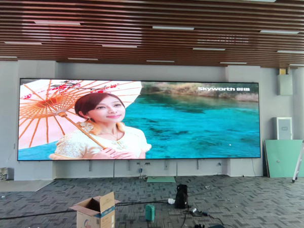 红岗P1.53led小间距屏安装案例